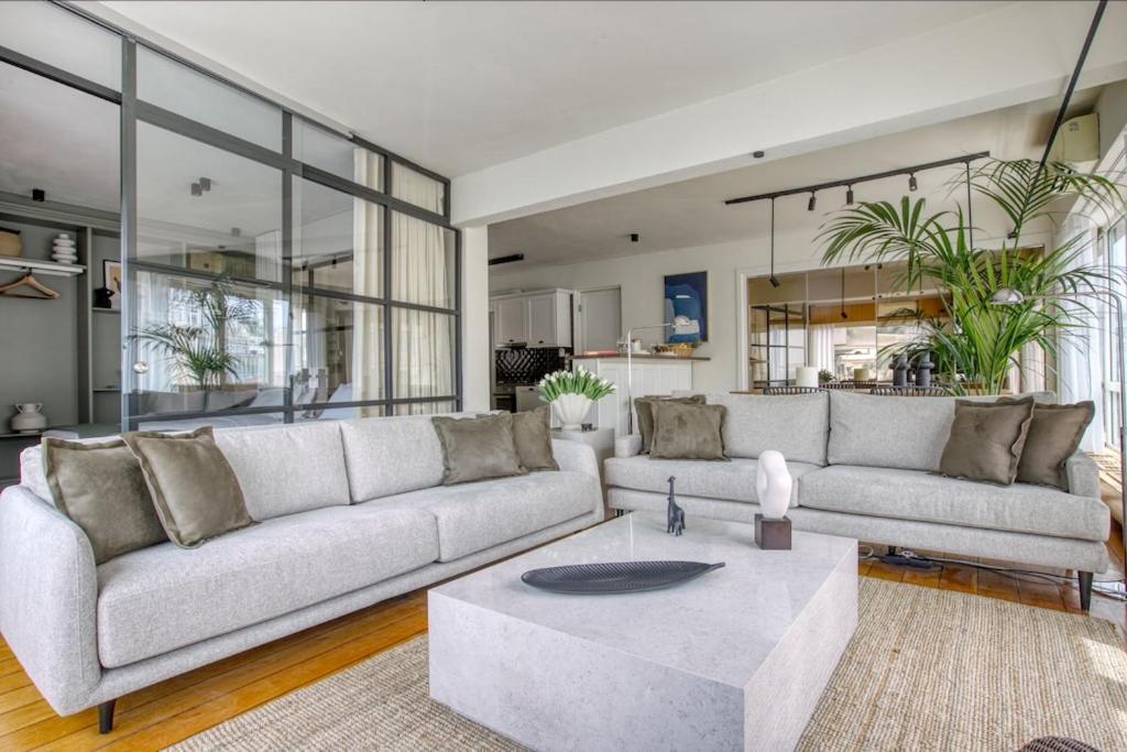 Sunny Luxury Loft,Stunning Acropolis View, Jacuzzi Lägenhet Aten Exteriör bild