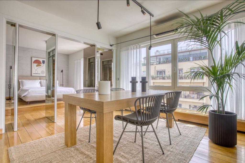 Sunny Luxury Loft,Stunning Acropolis View, Jacuzzi Lägenhet Aten Exteriör bild