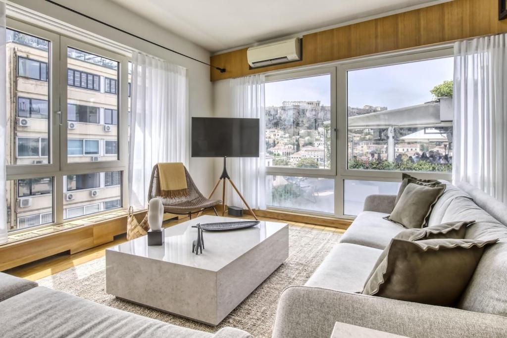 Sunny Luxury Loft,Stunning Acropolis View, Jacuzzi Lägenhet Aten Exteriör bild